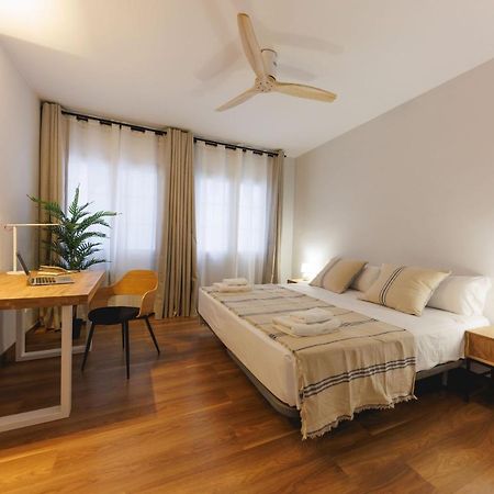 Bravissimo Figuerola, Spacious 3-Bedroom Apartment ชีโรนา ภายนอก รูปภาพ