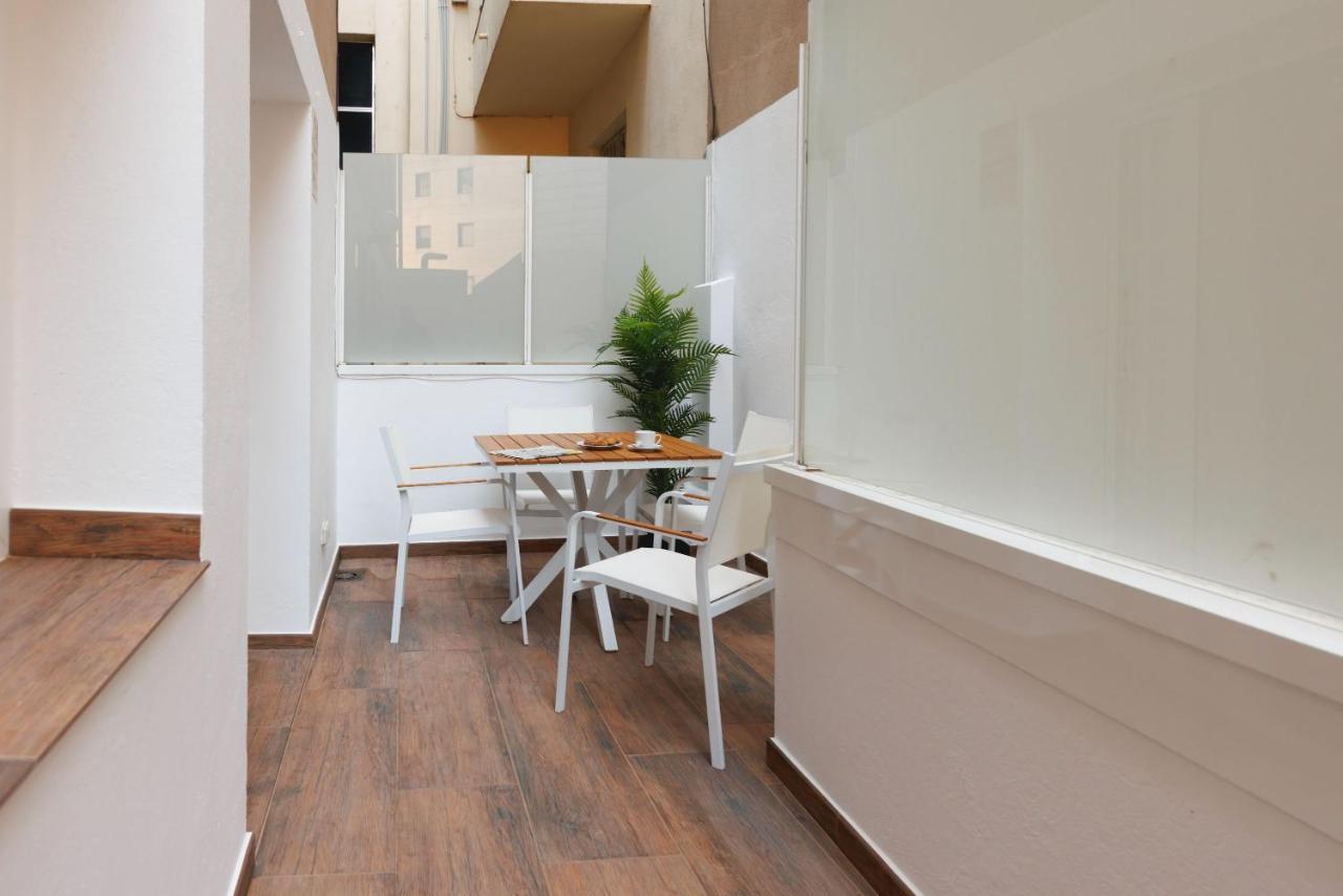 Bravissimo Figuerola, Spacious 3-Bedroom Apartment ชีโรนา ภายนอก รูปภาพ