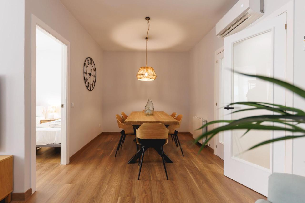 Bravissimo Figuerola, Spacious 3-Bedroom Apartment ชีโรนา ภายนอก รูปภาพ